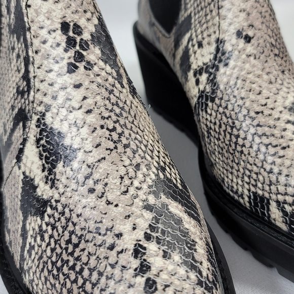 Cecelia New York Gemma Wedge Booties Sz 7.5 M - Picture 2 of 16